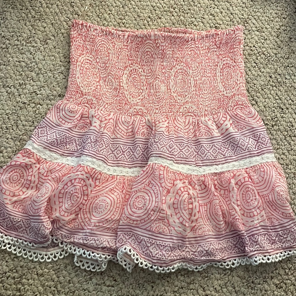 Never worn. Could be skirt or strapless top.
